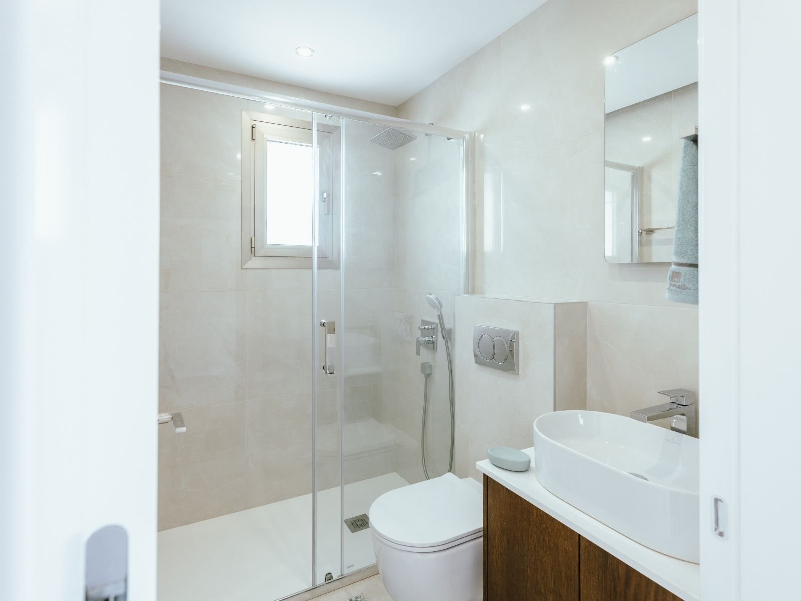 2bedroom 2 bathroom penthouse in kato paphos 2bedroom 2 bathroom penthouse in kato paphos