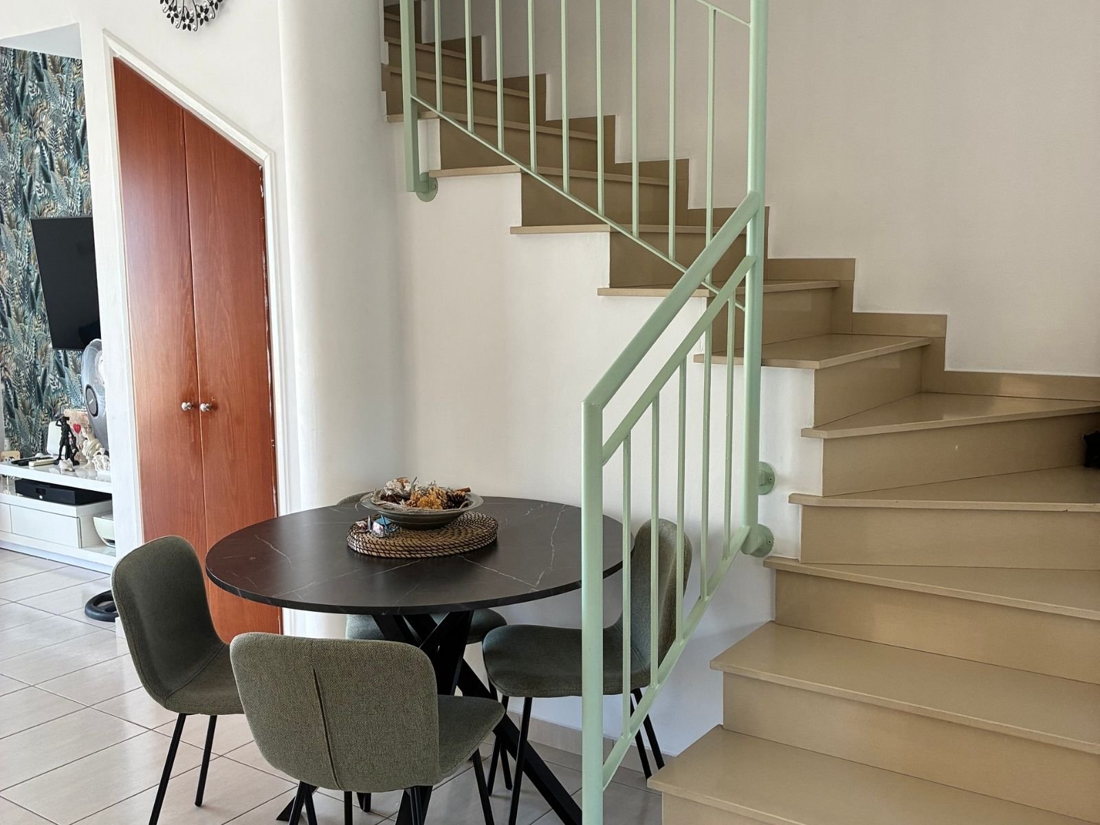 2 bedroom Townhouse with a communal pool in Konia paphos
