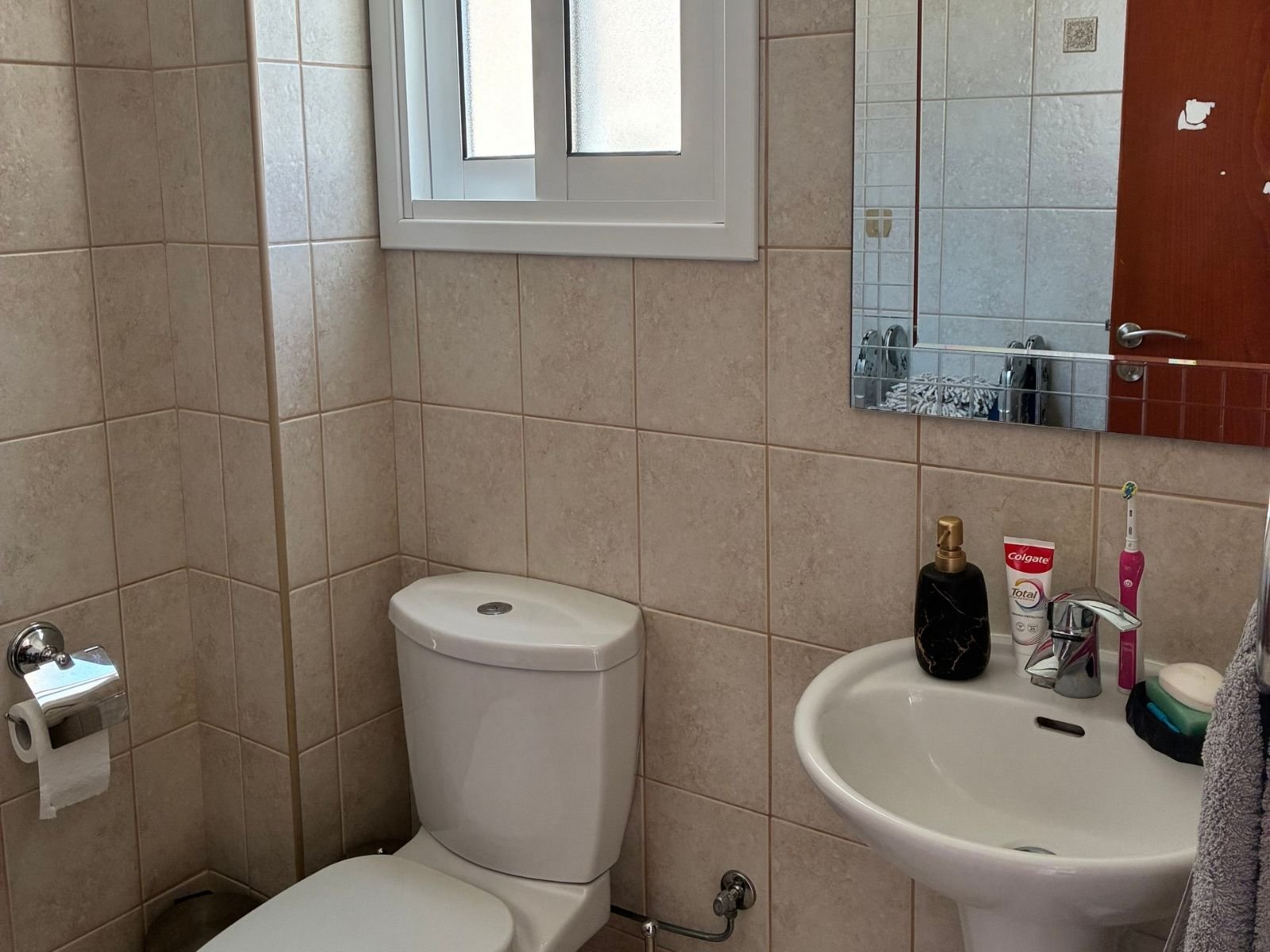2 bedroom Townhouse with a communal pool in Konia paphos
