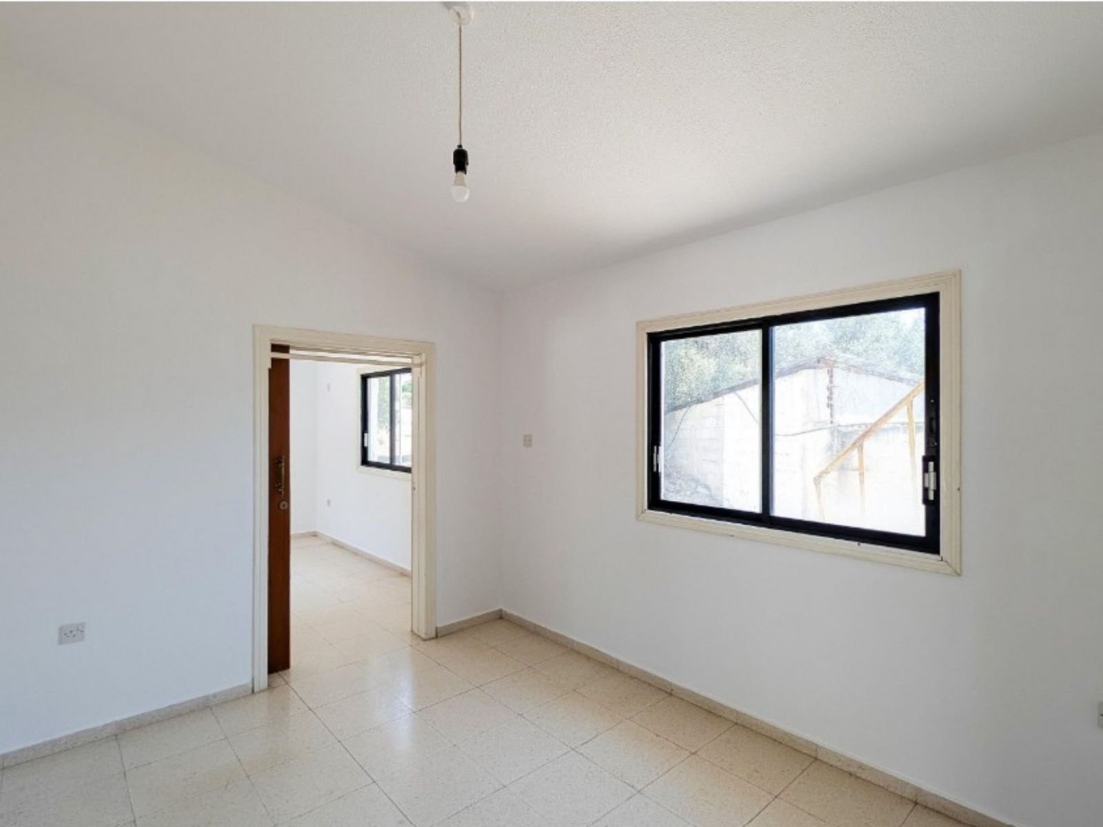 Bedroom of 4 Bedroom Bungalow in Anarita paphos with large plot Bedroom of 4 Bedroom Bungalow in Anarita paphos with large plot