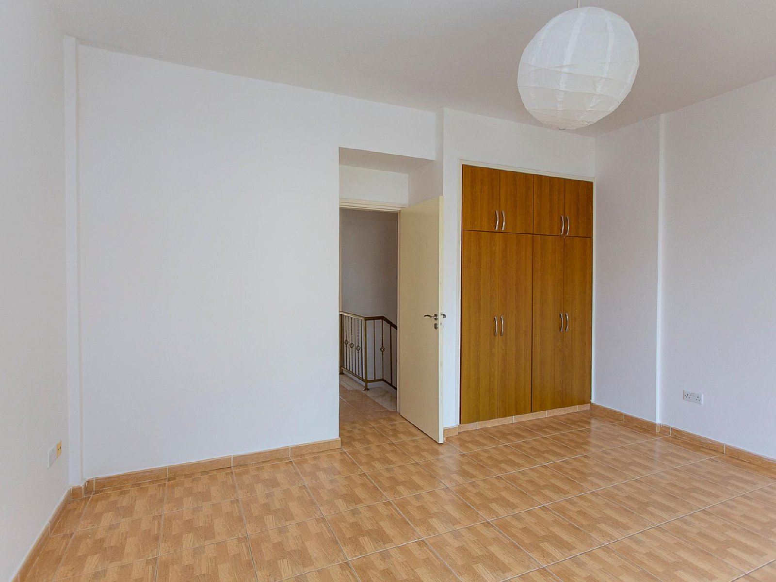 2 Bedroom Townhouse in Kato Paphos close to the mall