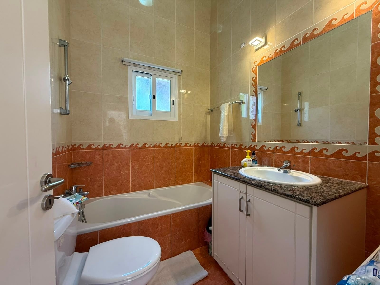 3 Bedroom bungalow in Tala with a private pool sea views