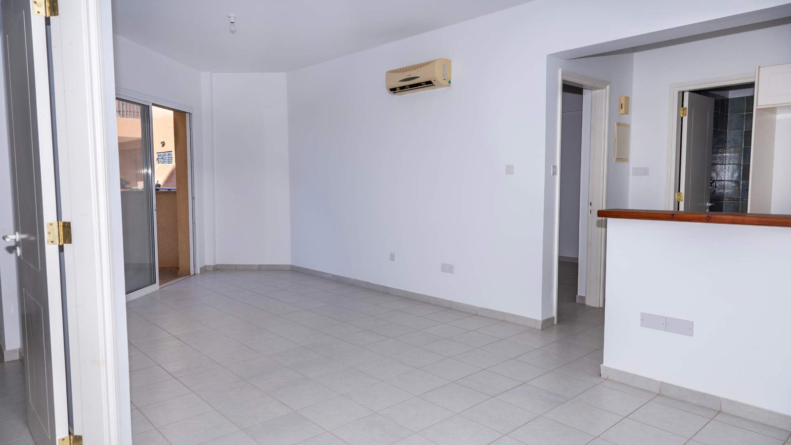 2 Bedroom Apartment in Peyia 2 Bedroom Apartment in Peyia