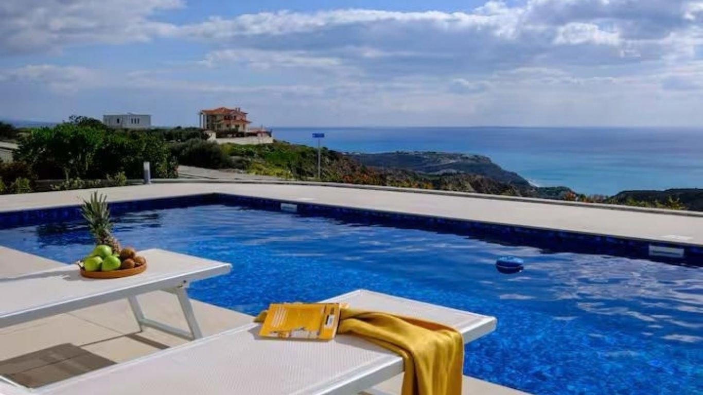 Modern 3 Bedroom Villa with Stunning Seaview's in Pissouri.