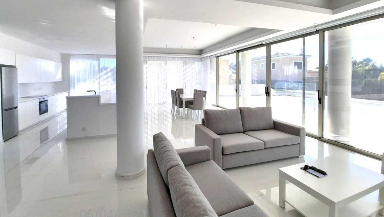 3 Bedroom Villa in Peyia