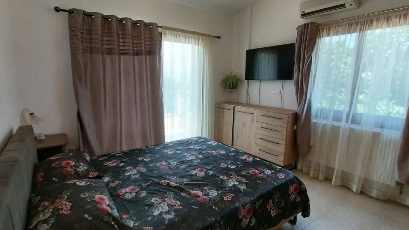 3 Bedroom Villa on a Large plot in Polemi , Paphos 3 Bedroom Villa on a Large plot in Polemi , Paphos