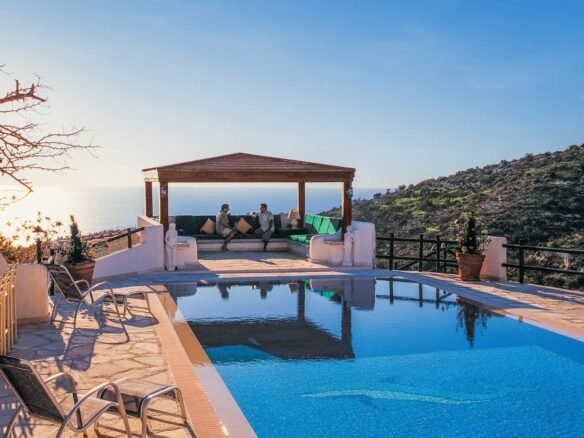 3 Bedroom Villa in Tsada