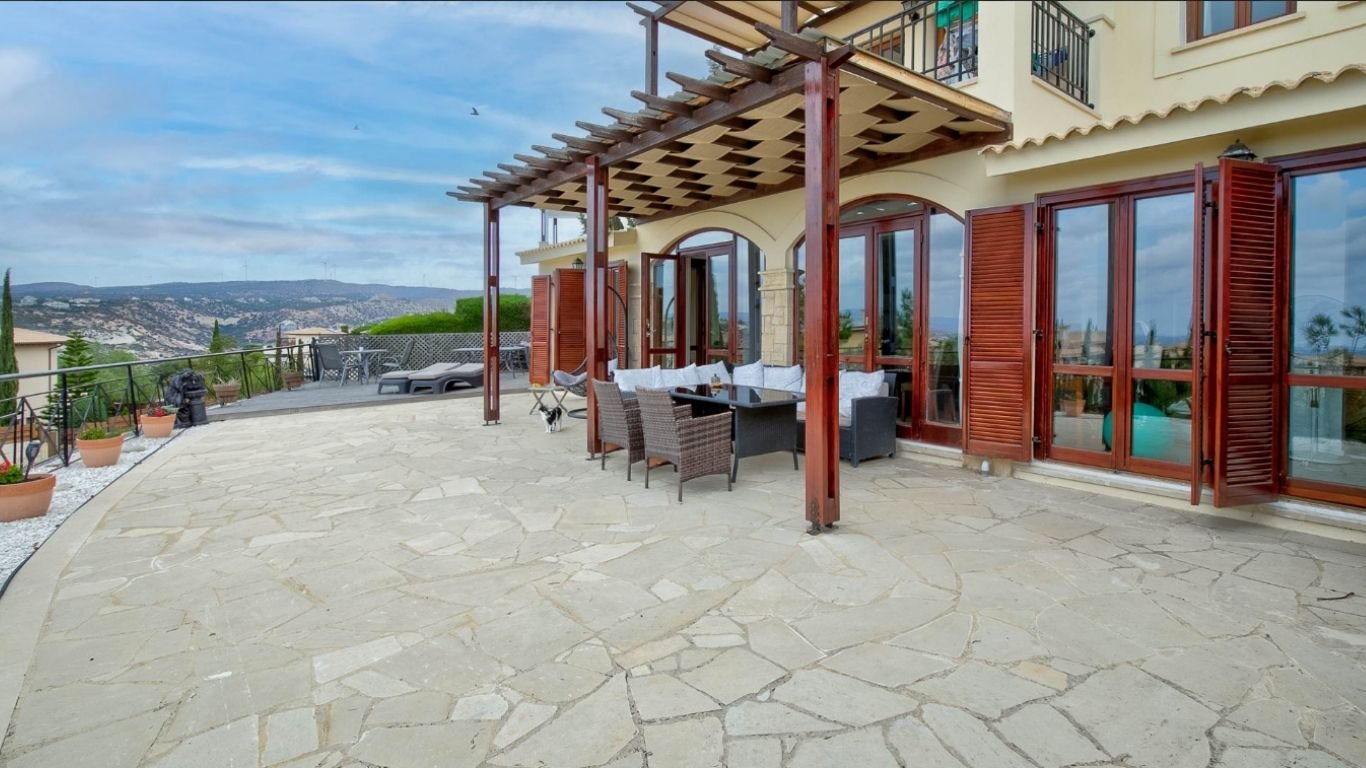 3 Bedroom ground floor Apartment with Seaview's in Aphrodite Hills, Paphos