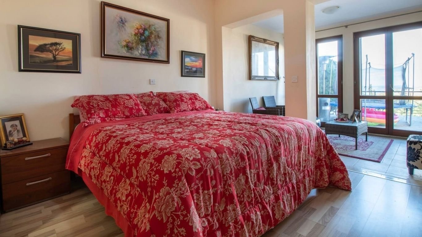 3 Bedroom Ground floor apartment with Seaview's in Aphrodite Hills, Paphos