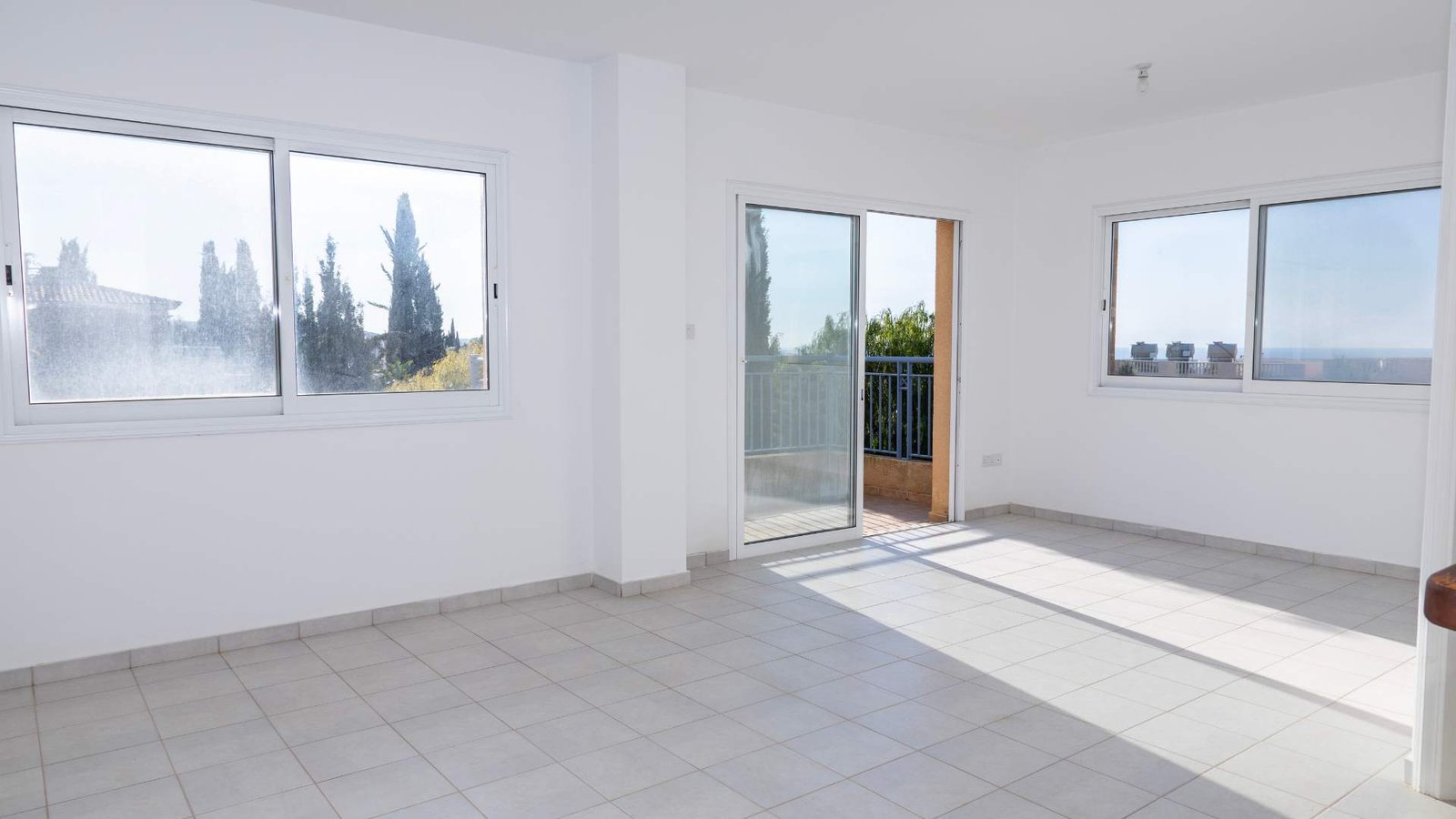 2 Bedroom Apartment in Peyia