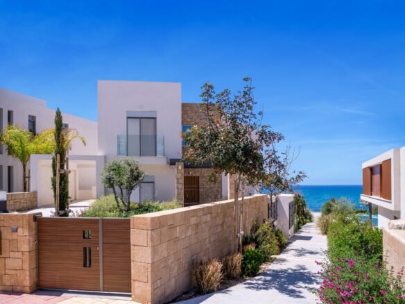 6 Bedroom Villa in Chloraka