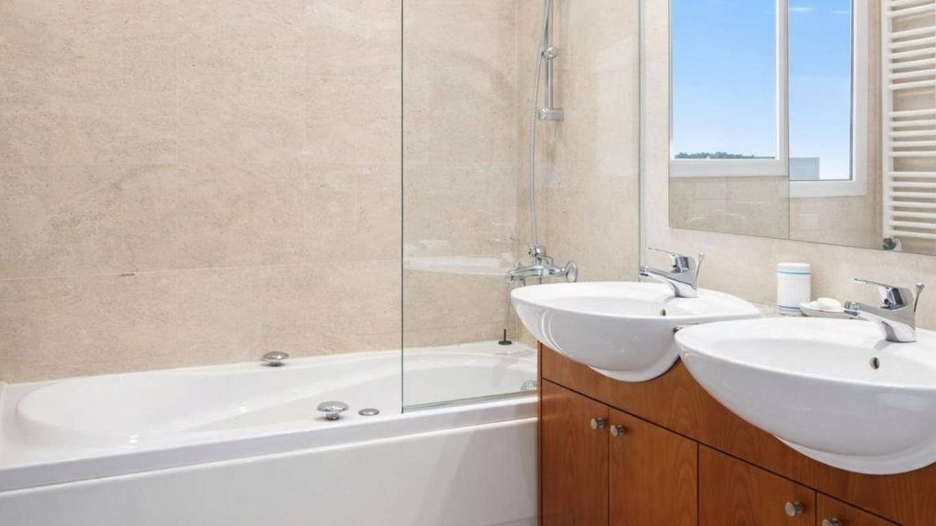 Luxury 4 Bedroom villa in Aphrodite Hills, Paphos Luxury 4 Bedroom villa in Aphrodite Hills, Paphos