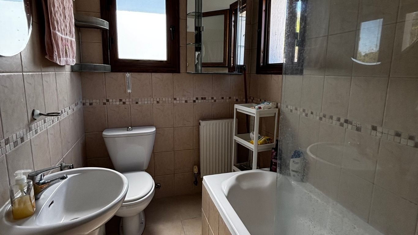 3 Bedroom Villa on a Large plot in Polemi , Paphos 3 Bedroom Villa on a Large plot in Polemi , Paphos
