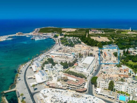 Commercial in Kato Paphos