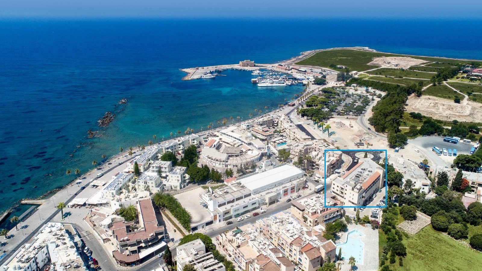 Commercial in Kato Paphos
