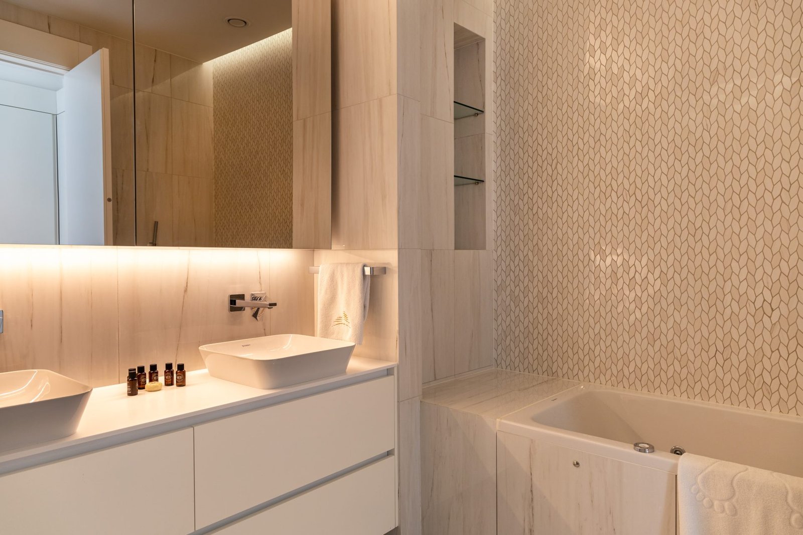 2 Bedroom Apartment in Limassol 2 Bedroom Apartment in Limassol