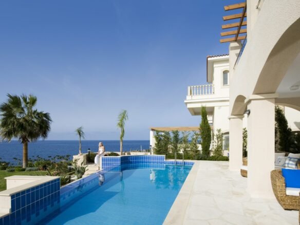 4 Bedroom Villa in Coral Bay