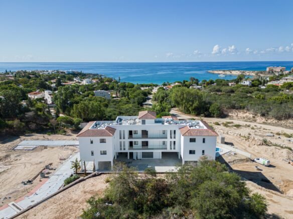 2 Bedroom Apartment in Coral Bay