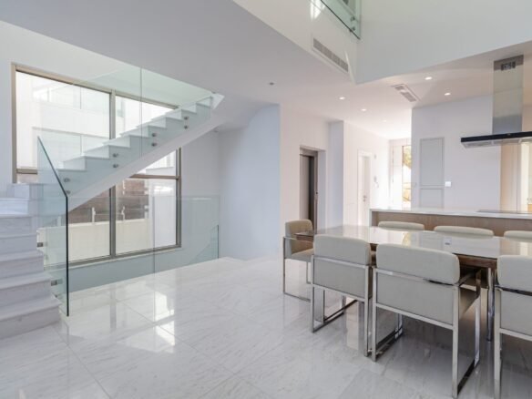 5 Bedroom Villa in Kissonerga