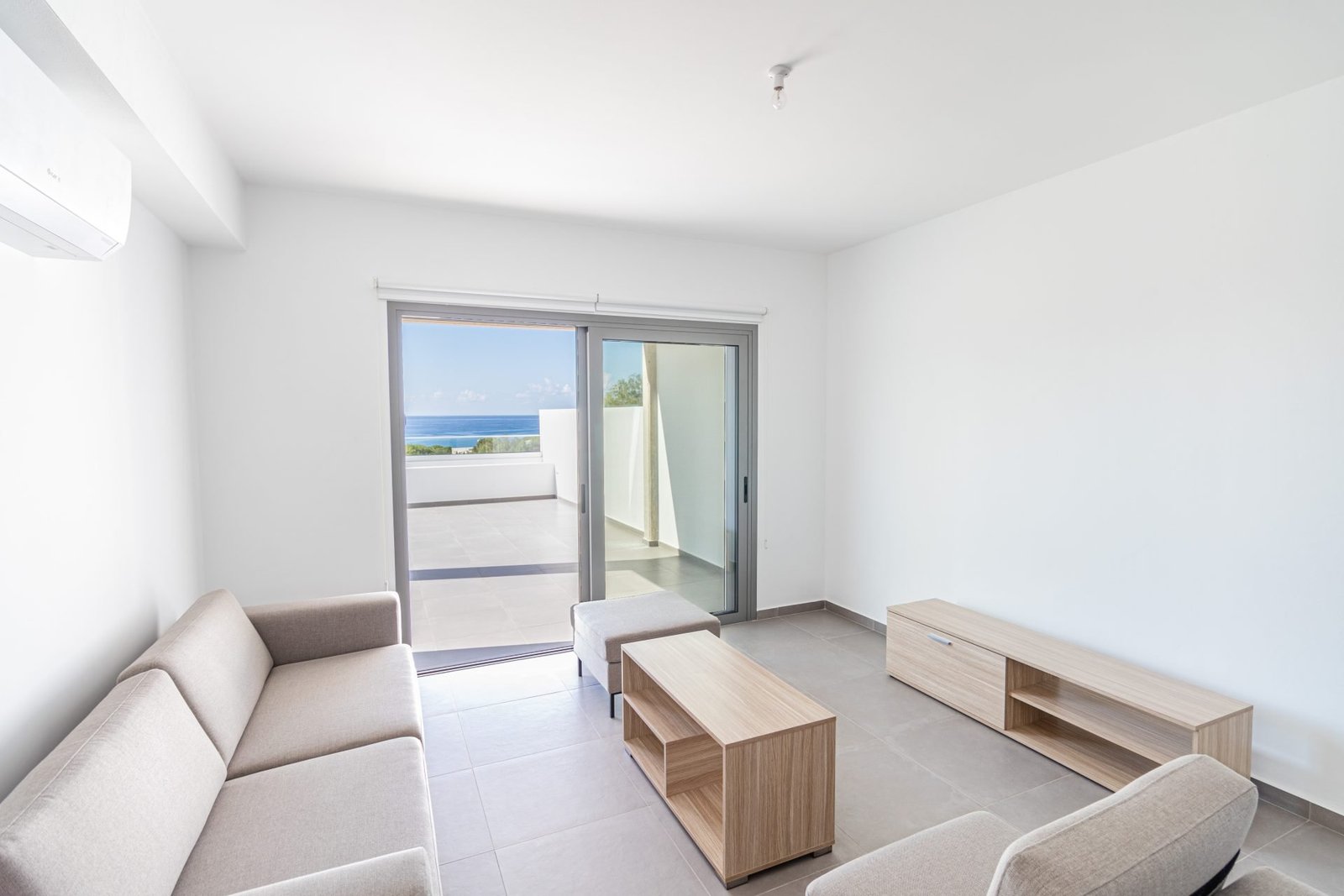 2 Bedroom Apartment in Coral Bay 2 Bedroom Apartment in Coral Bay