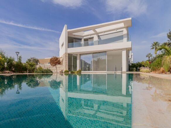 4 Bedroom Villa in Coral Bay