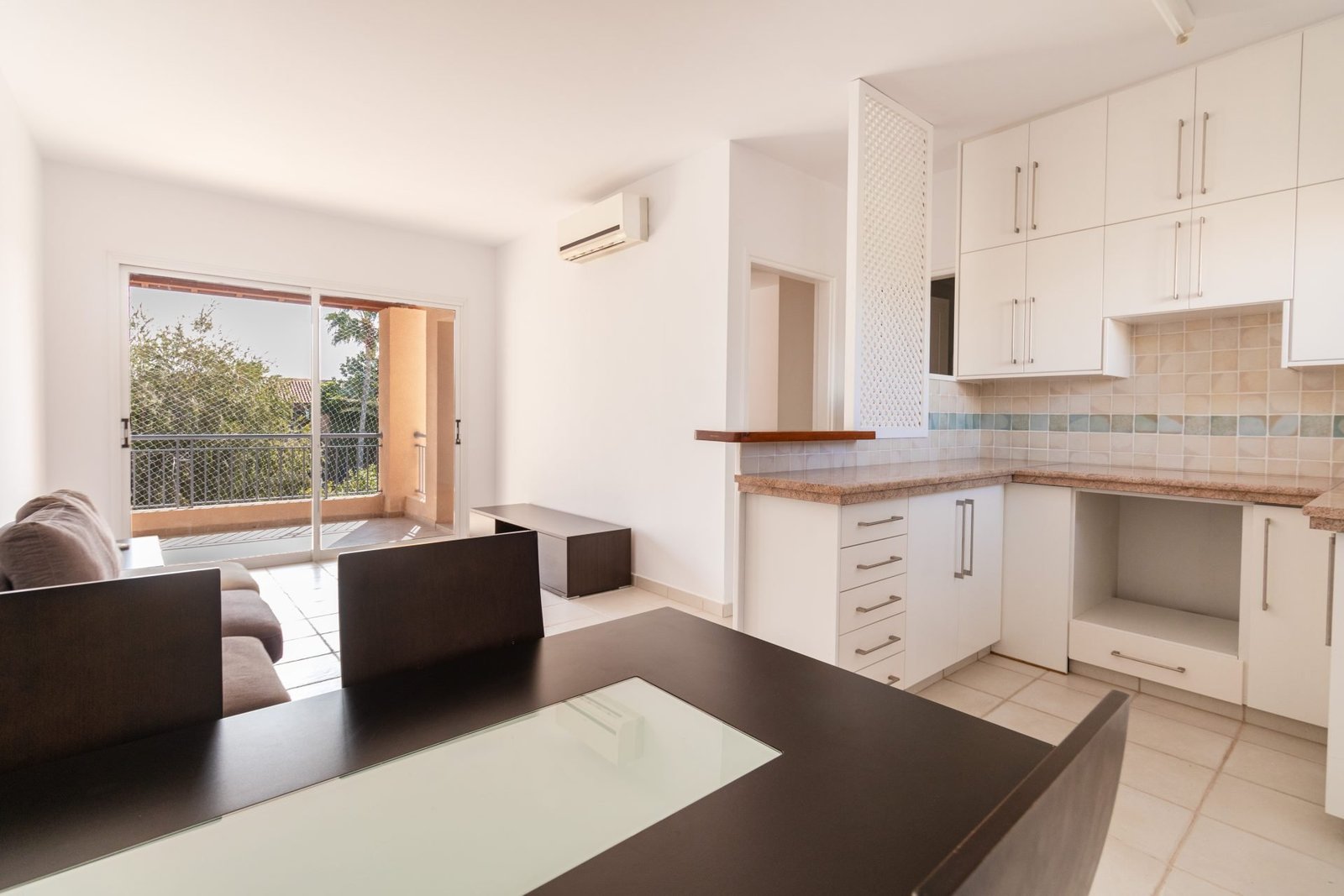 1 Bedroom Apartment in Mandria 1 Bedroom Apartment in Mandria