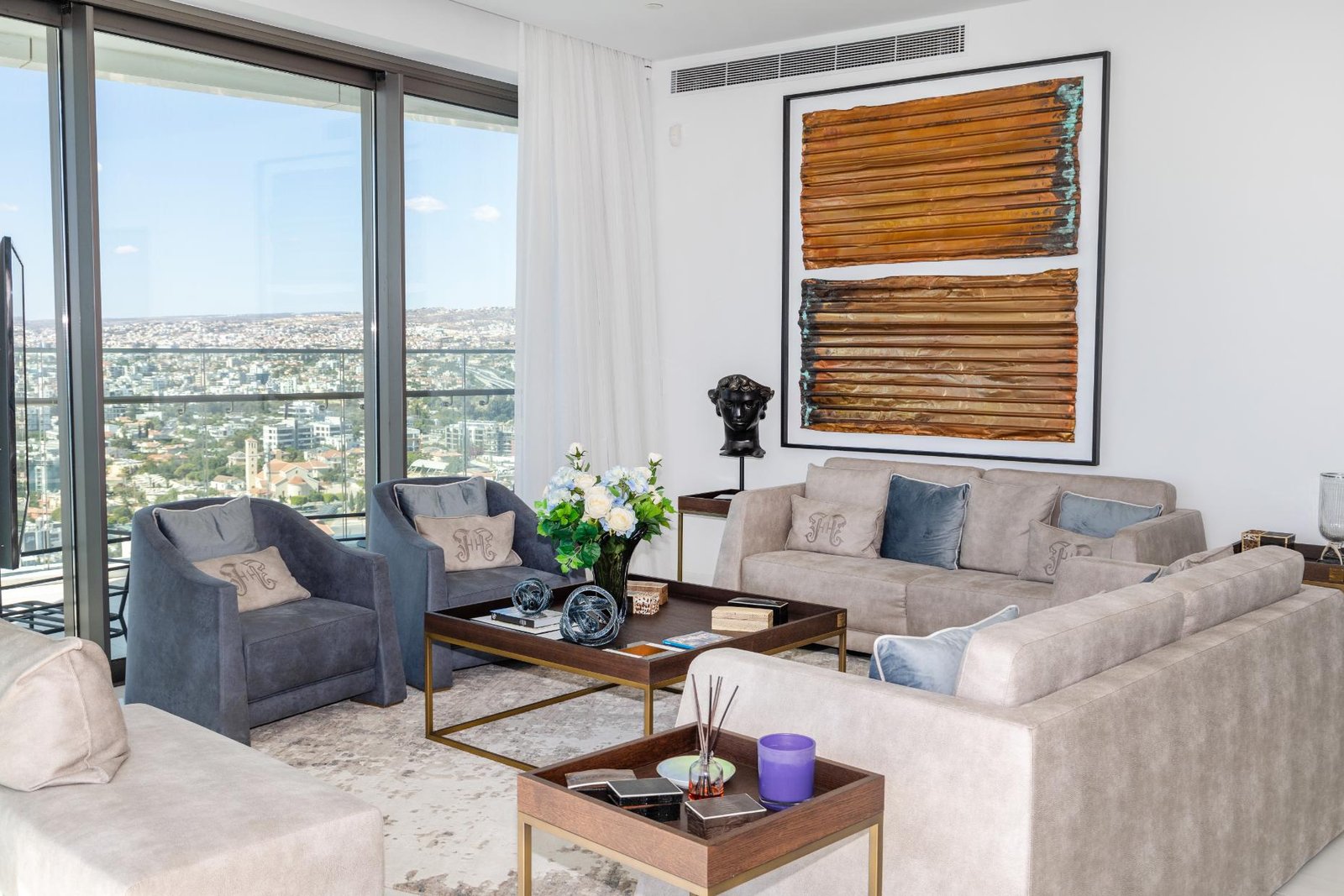 4 Bedroom Penthouse in Limassol 4 Bedroom Penthouse in Limassol