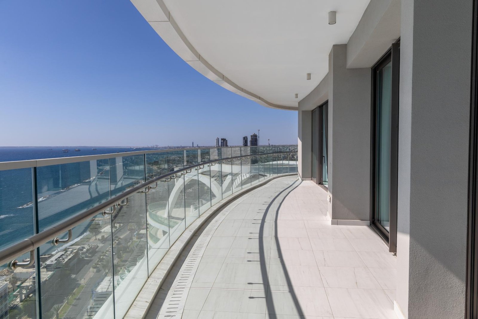 4 Bedroom Penthouse in Limassol 4 Bedroom Penthouse in Limassol