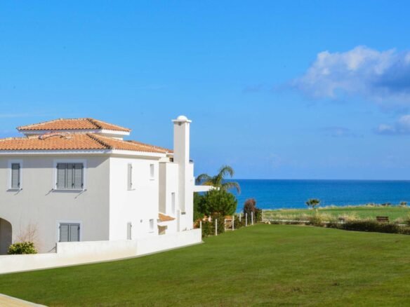 3 Bedroom Villa in Latchi