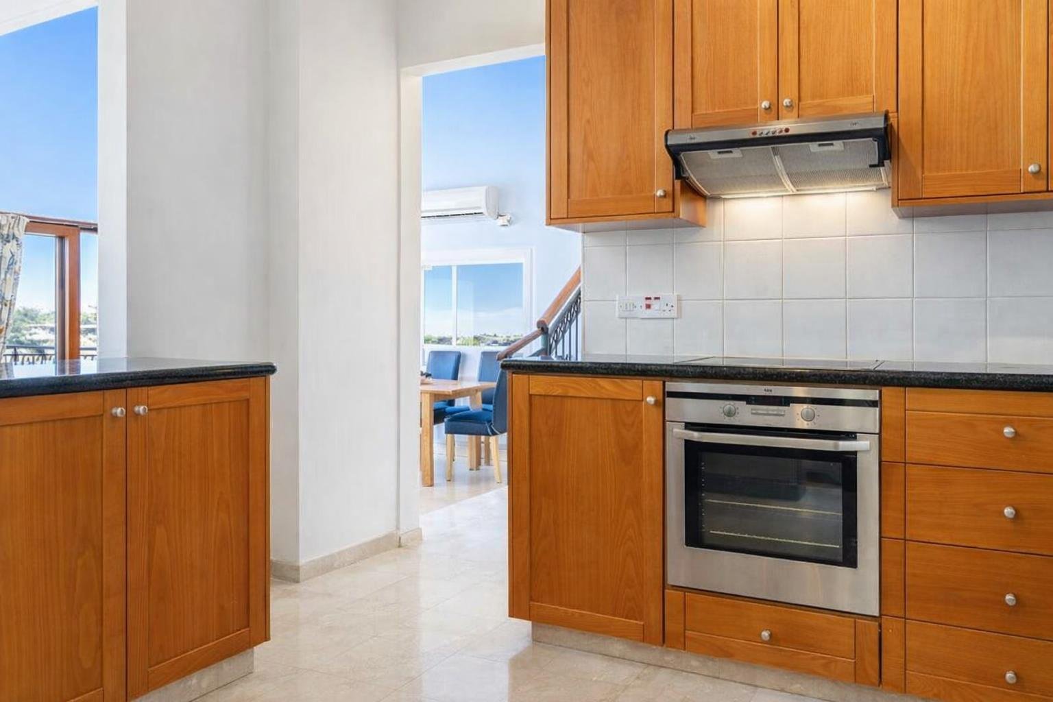 villa-for-sale-aphrodite-hills (14) Luxury 4 Bedroom Villa with Panoramic Seaview’s in Aphrodite Hills.