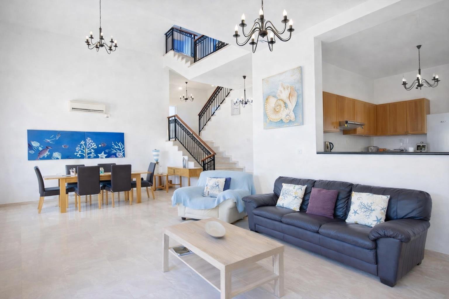 villa-for-sale-aphrodite-hills (15) Luxury 4 Bedroom Villa with Panoramic Seaview’s in Aphrodite Hills.