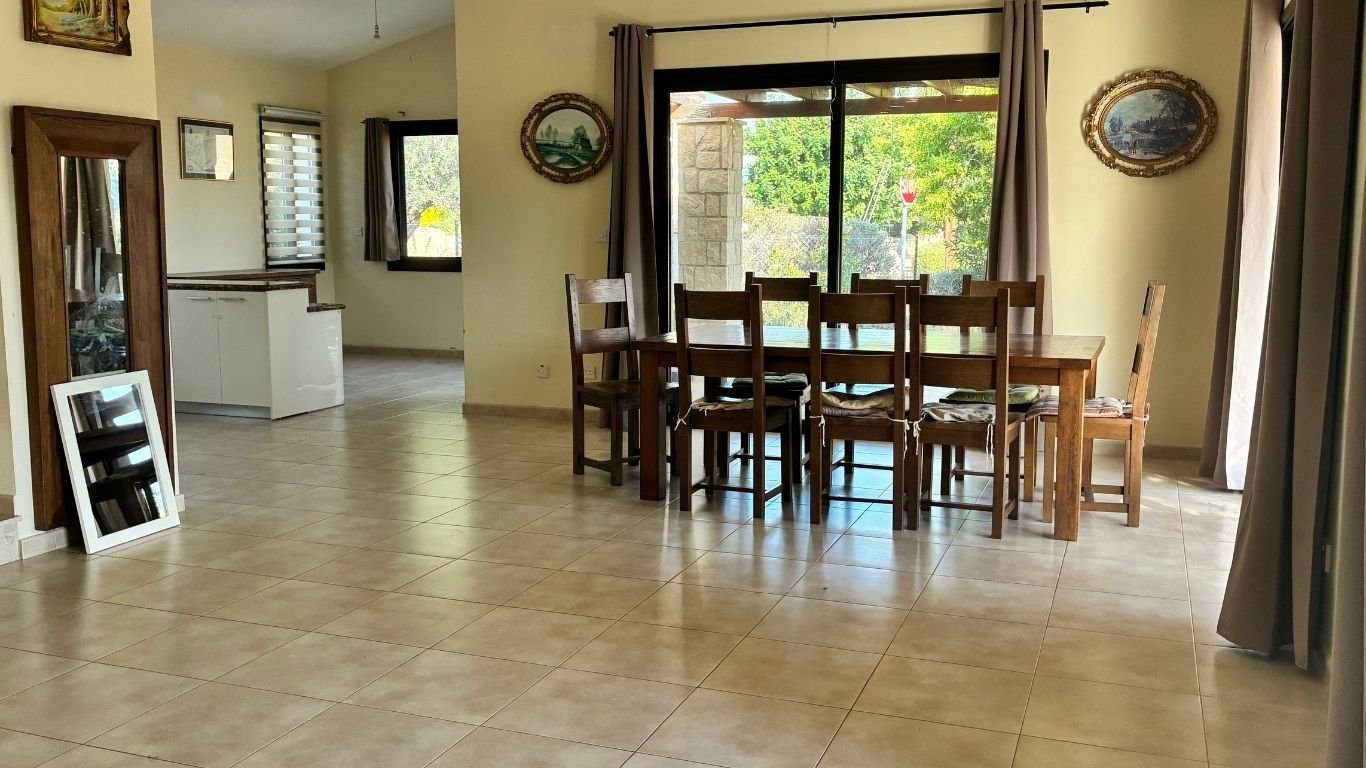 4 Bedroom 3 bathroom Bungalow in Secret Valley, Paphos