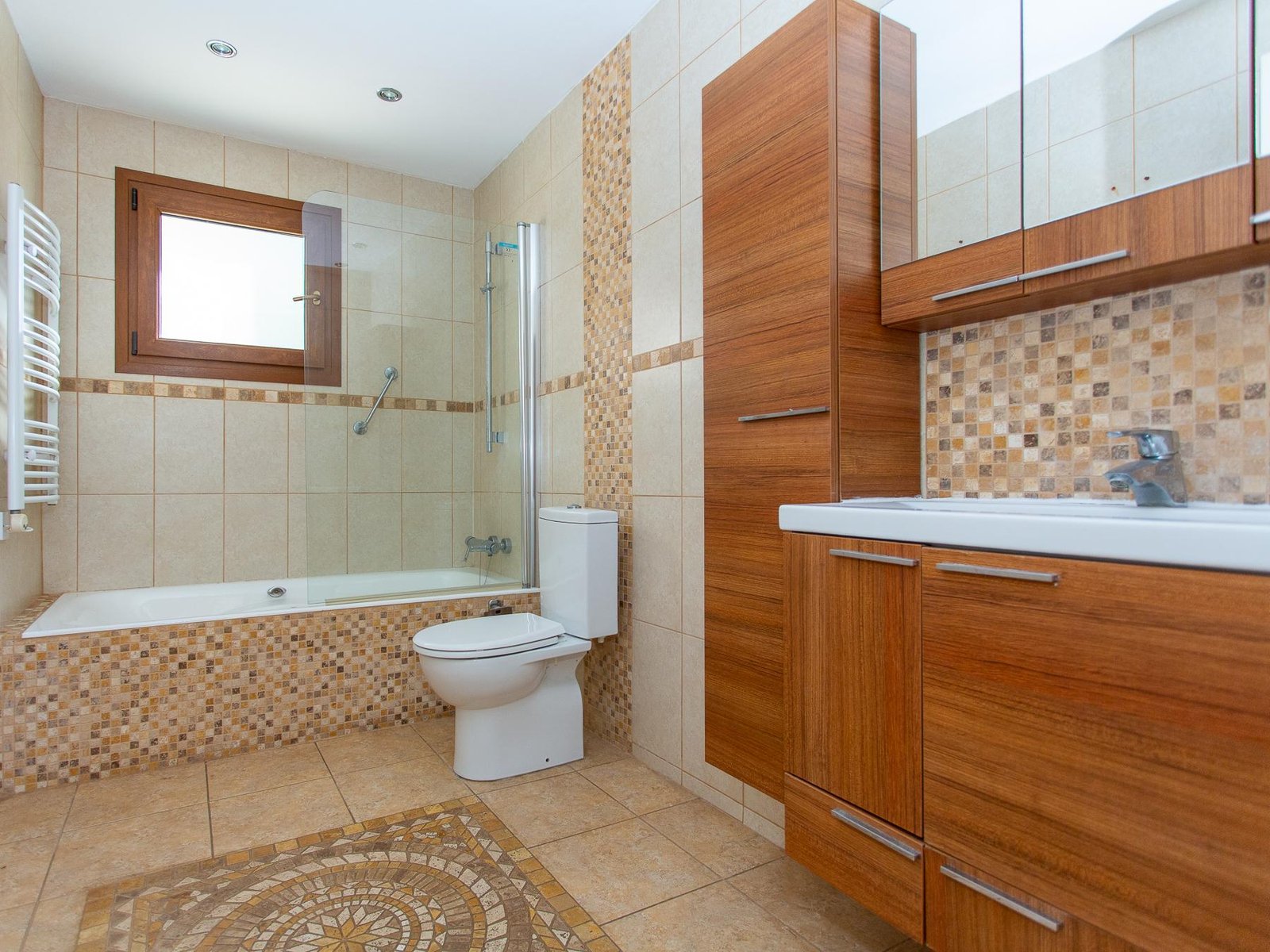 Lovely 3 bedroom bungalow with Seaview’s in Tala- Kamares, paphos Lovely 3 bedroom bungalow with Seaview's in Tala- Kamares, paphos