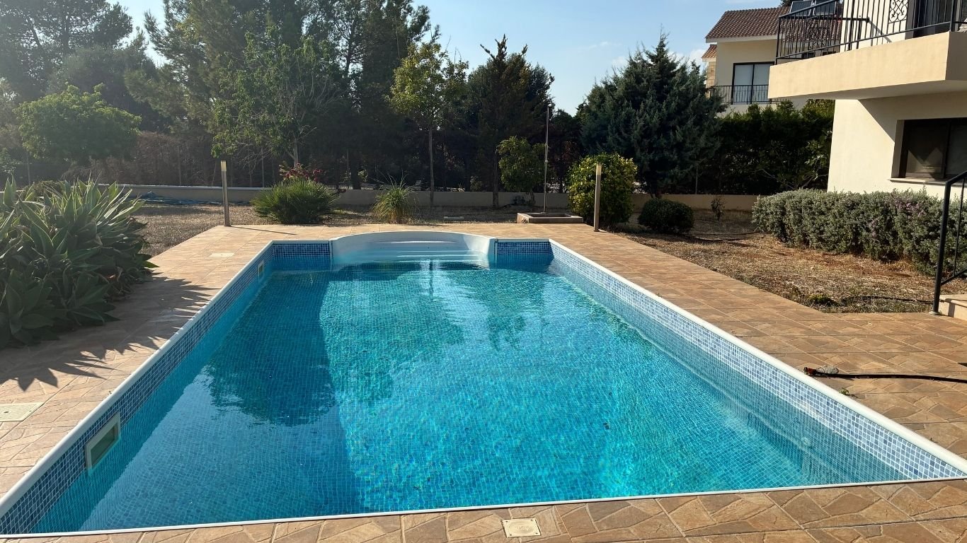 4 Bedroom 3 bathroom Bungalow in Secret Valley, Paphos