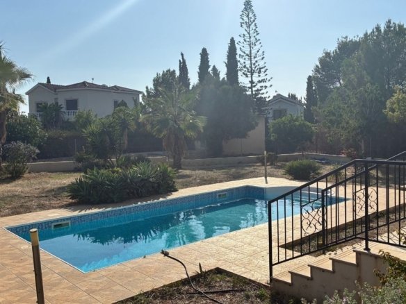 4 Bedroom 3 bathroom Bungalow in Secret Valley, Paphos