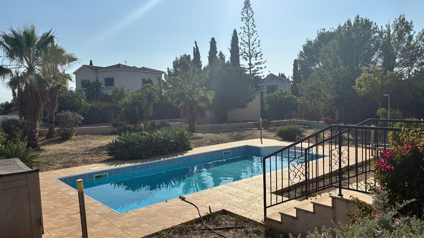 4 Bedroom 3 bathroom Bungalow in Secret Valley, Paphos