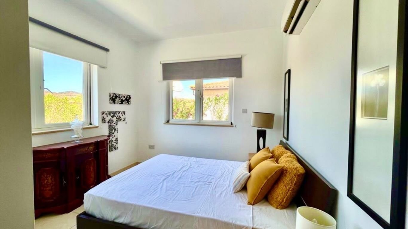 Charming 3 bedroom Villa, Seaview’s and large Plot in Anarita, Paphos. Charming 3 bedroom Villa, Seaview's and large Plot in Anarita, Paphos.