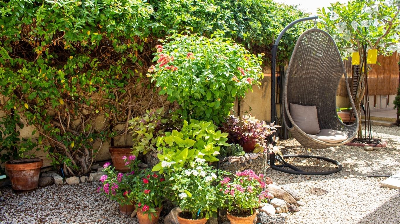 3 Bedroom Bungalow with a pool in Kissonerga, Paphos