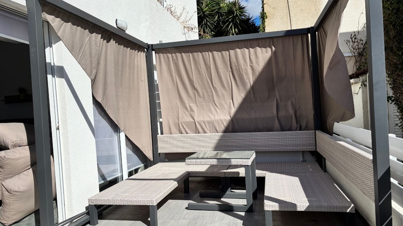 3 3-Bedroom Townhouse in Kato Paphos – Excellent Investment Opportunity