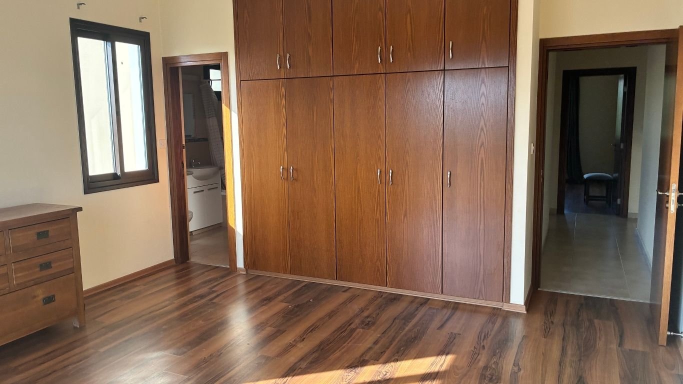 4 Bedroom 3 bathroom Bungalow in Secret Valley, Paphos
