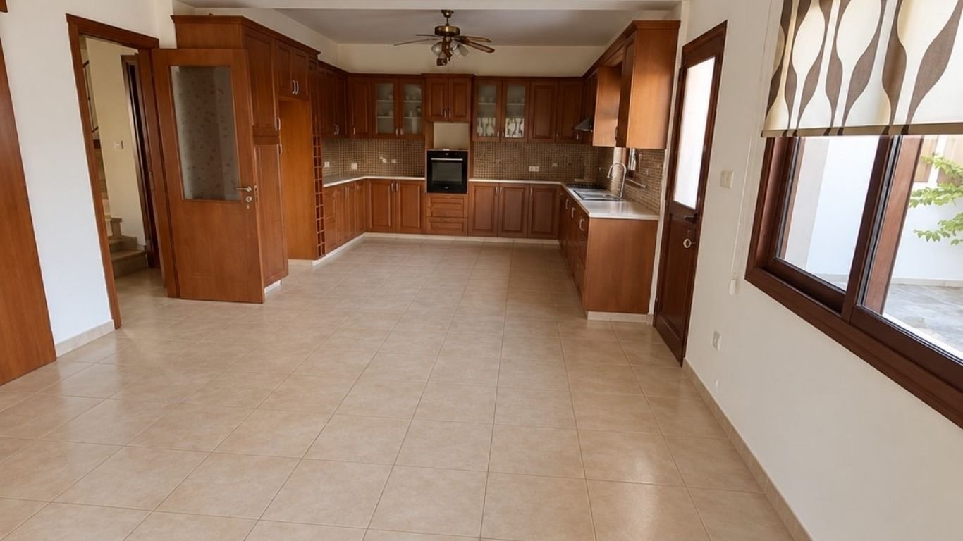 4 Bedroom Semi-detached Villa in Sotiris, Larnaca