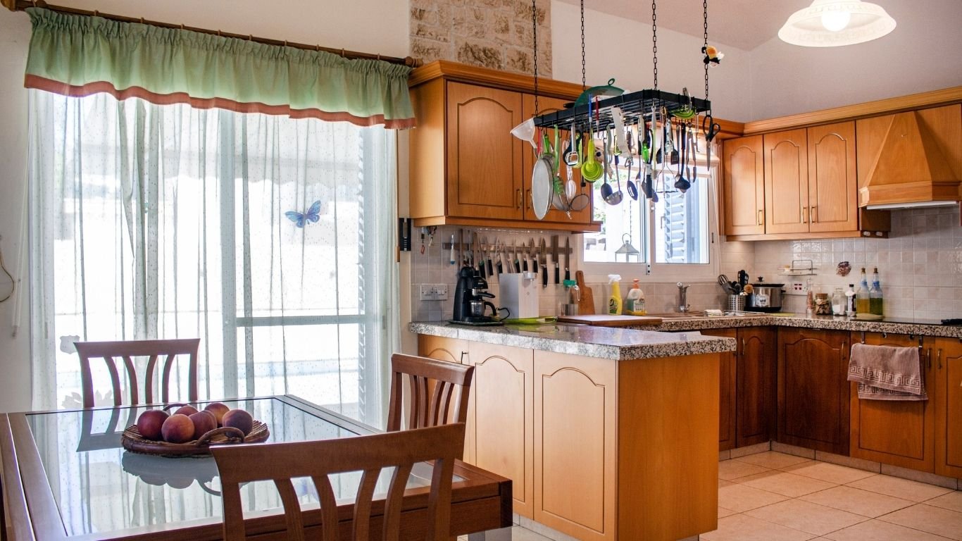 3 Bedroom Bungalow with a pool in Kissonerga, Paphos