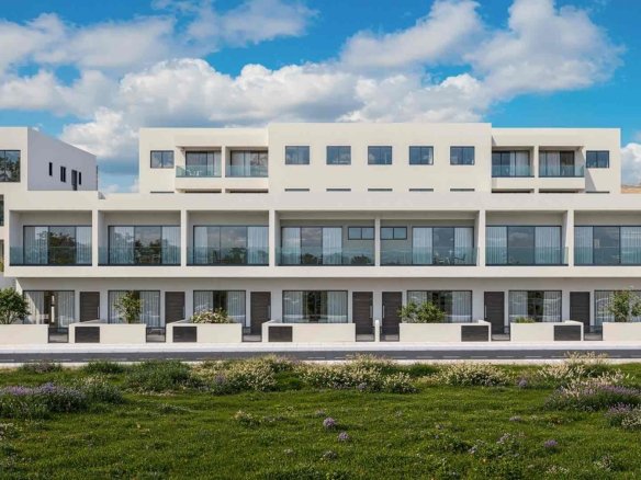 2 Bedroom Maisonette in Paphos